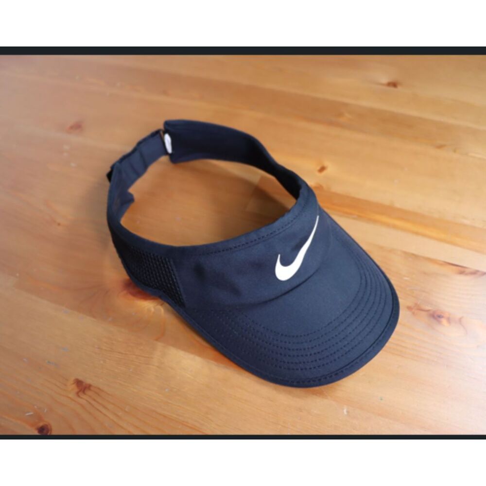 Nike Featherlight Dri-FIT Black Golf Visor Adjustable Swoosh Athletic